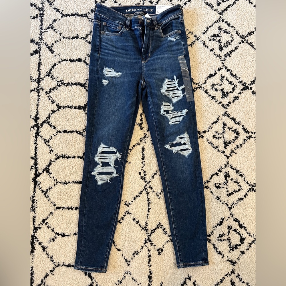 American Eagle distressed jeggings